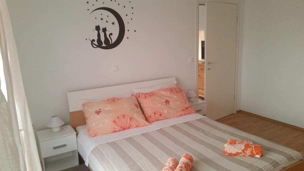 Apartments Dano ซูโกชัน ห้อง รูปภาพ